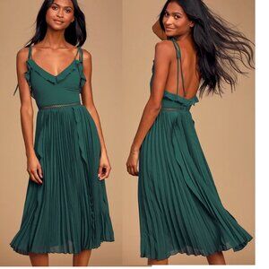 Never a Dull Moment Emerald Green Tie-Strap Pleated Midi Dress Size XXS New NWT